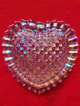 Load image into Gallery viewer, Vintage L.E. Smith Irridescent Pink Heart Shape Trinket Box