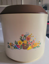 Load image into Gallery viewer, Nesting Canister Set (set of 4) Vintage in good pre-used condition
